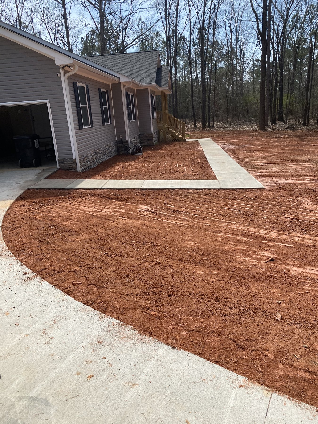Large residential drive after photo 4 showing finished driveway concrete work by Colquitt Concrete in Georgia